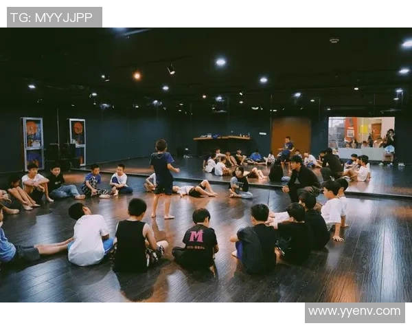 重磅专题：成都街舞队的中路突破革新